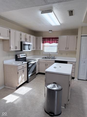 6426 Hunters Green Court Indianapolis IN 46278