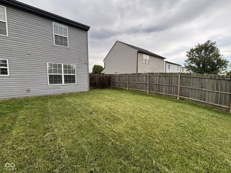 5340 Waterton Lakes Drive Indianapolis IN 46237