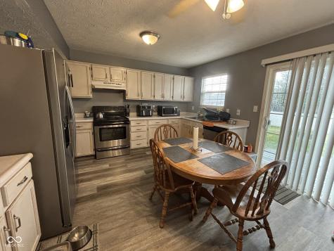 5340 Waterton Lakes Drive Indianapolis IN 46237