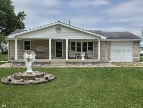 604 E Gatewood Drive Westport IN 47283