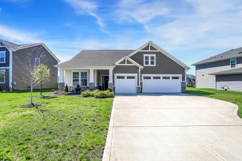 8239 Peggy Court Zionsville IN 46077