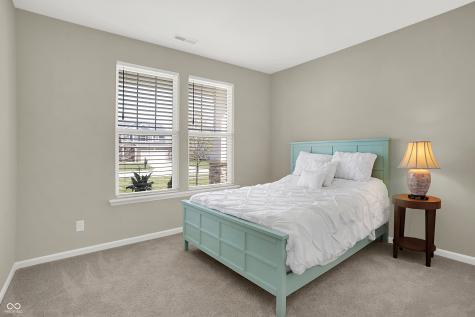 8239 Peggy Court Zionsville IN 46077