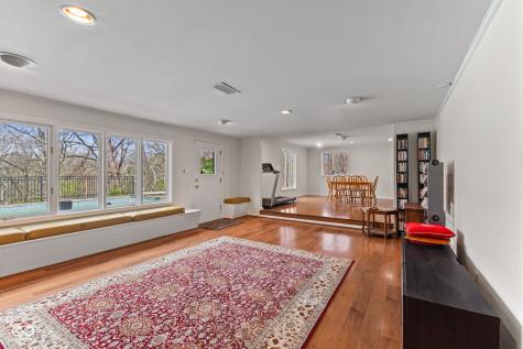 7050 Wildridge Drive Indianapolis IN 46256