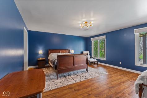 7050 Wildridge Drive Indianapolis IN 46256