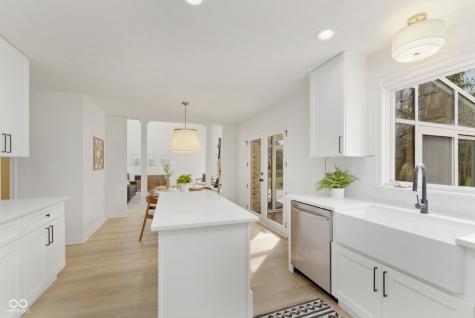 6079 Timberbend Drive Avon IN 46123