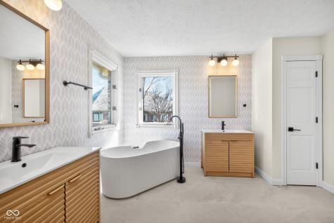 6079 Timberbend Drive Avon IN 46123