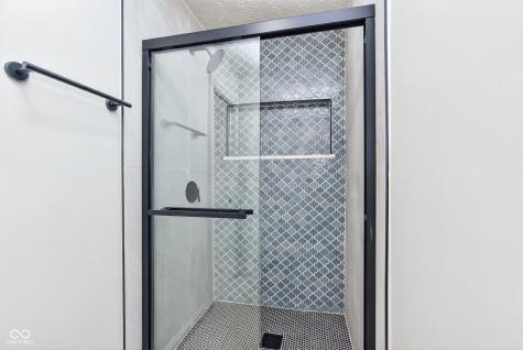6079 Timberbend Drive Avon IN 46123
