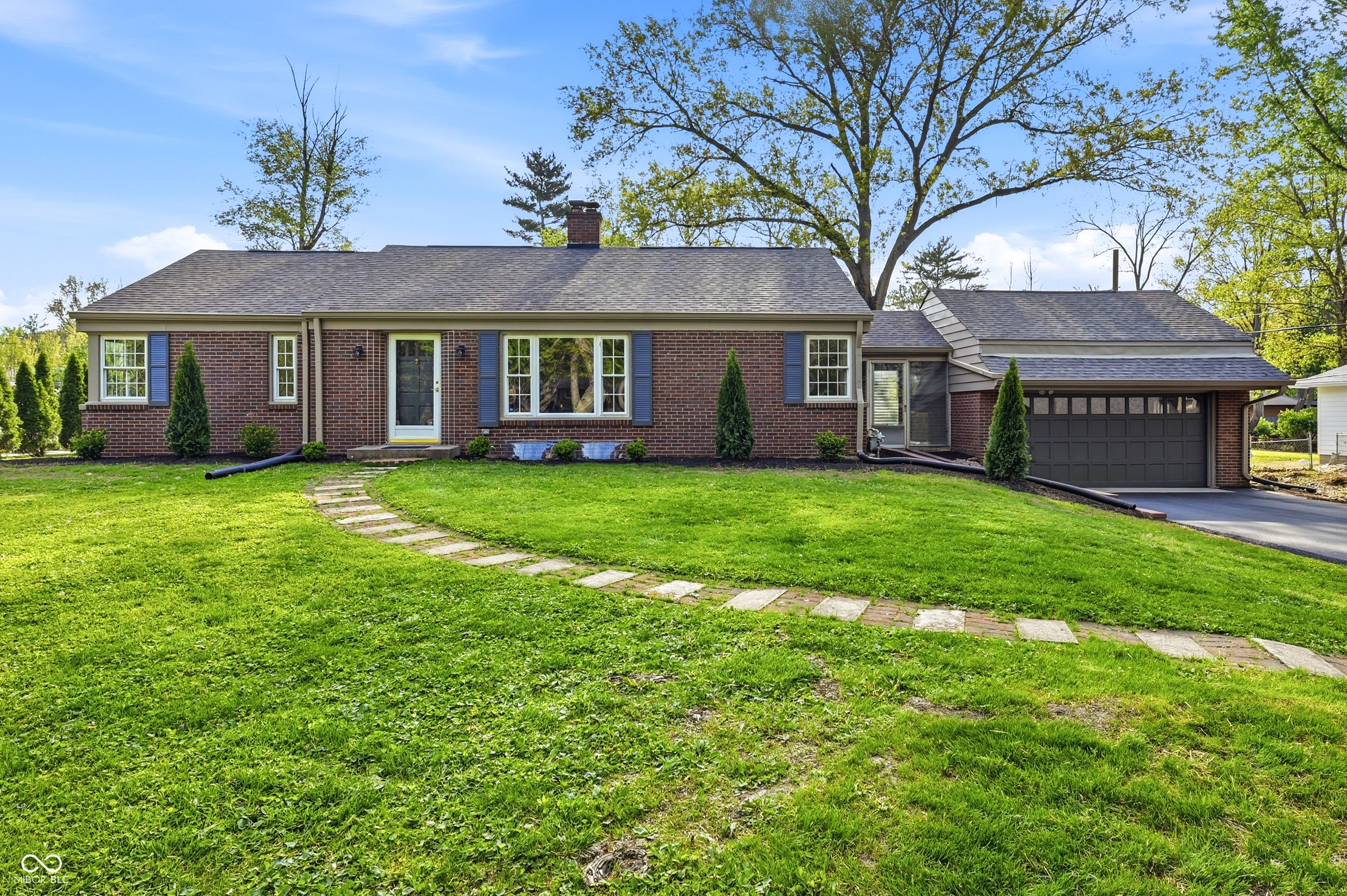 8131 Englewood Road Indianapolis IN 46240
