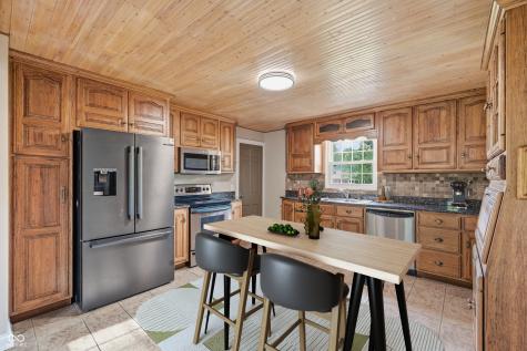 8131 Englewood Road Indianapolis IN 46240
