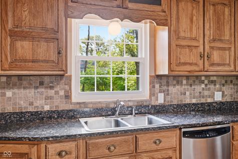 8131 Englewood Road Indianapolis IN 46240