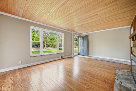 8131 Englewood Road Indianapolis IN 46240