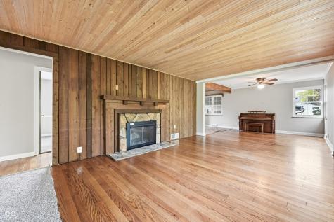 8131 Englewood Road Indianapolis IN 46240