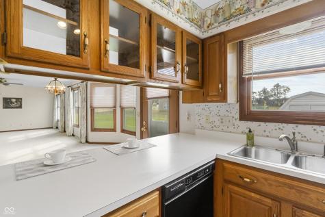 3847 Bonaventure Drive Columbus IN 47203