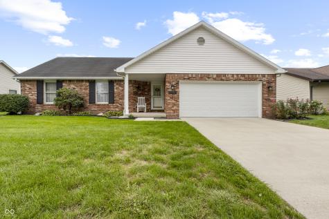 3847 Bonaventure Drive Columbus IN 47203