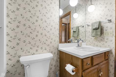 3847 Bonaventure Drive Columbus IN 47203