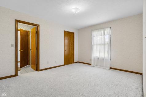 3847 Bonaventure Drive Columbus IN 47203