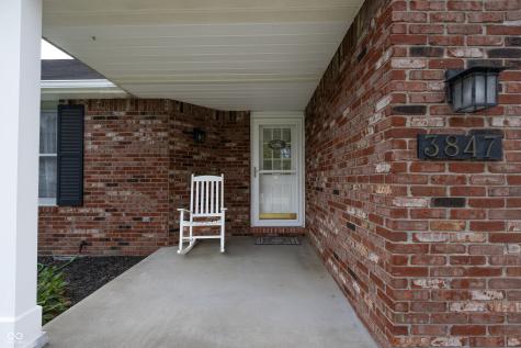 3847 Bonaventure Drive Columbus IN 47203