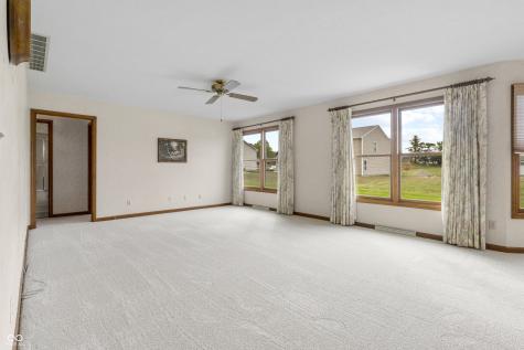 3847 Bonaventure Drive Columbus IN 47203