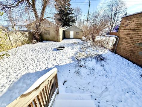 2615 Shelby Street Indianapolis IN 46203