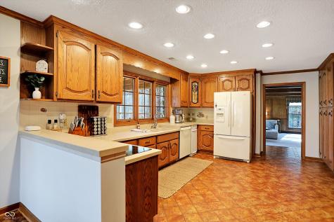 8855 Jules Lane Indianapolis IN 46278