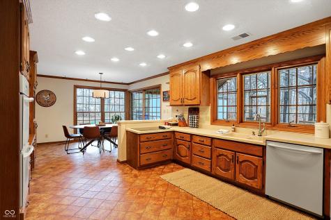 8855 Jules Lane Indianapolis IN 46278