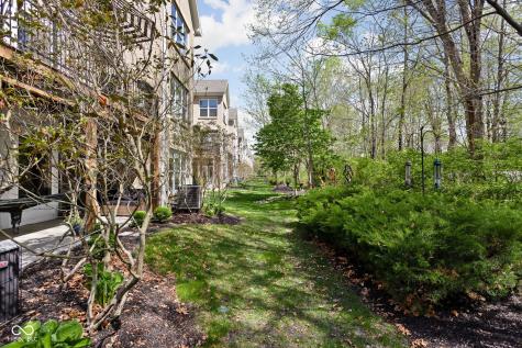675 Greenford Trail N Carmel IN 46032
