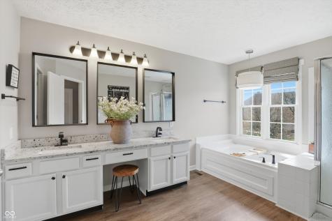 15520 Alameda Place Westfield IN 46074