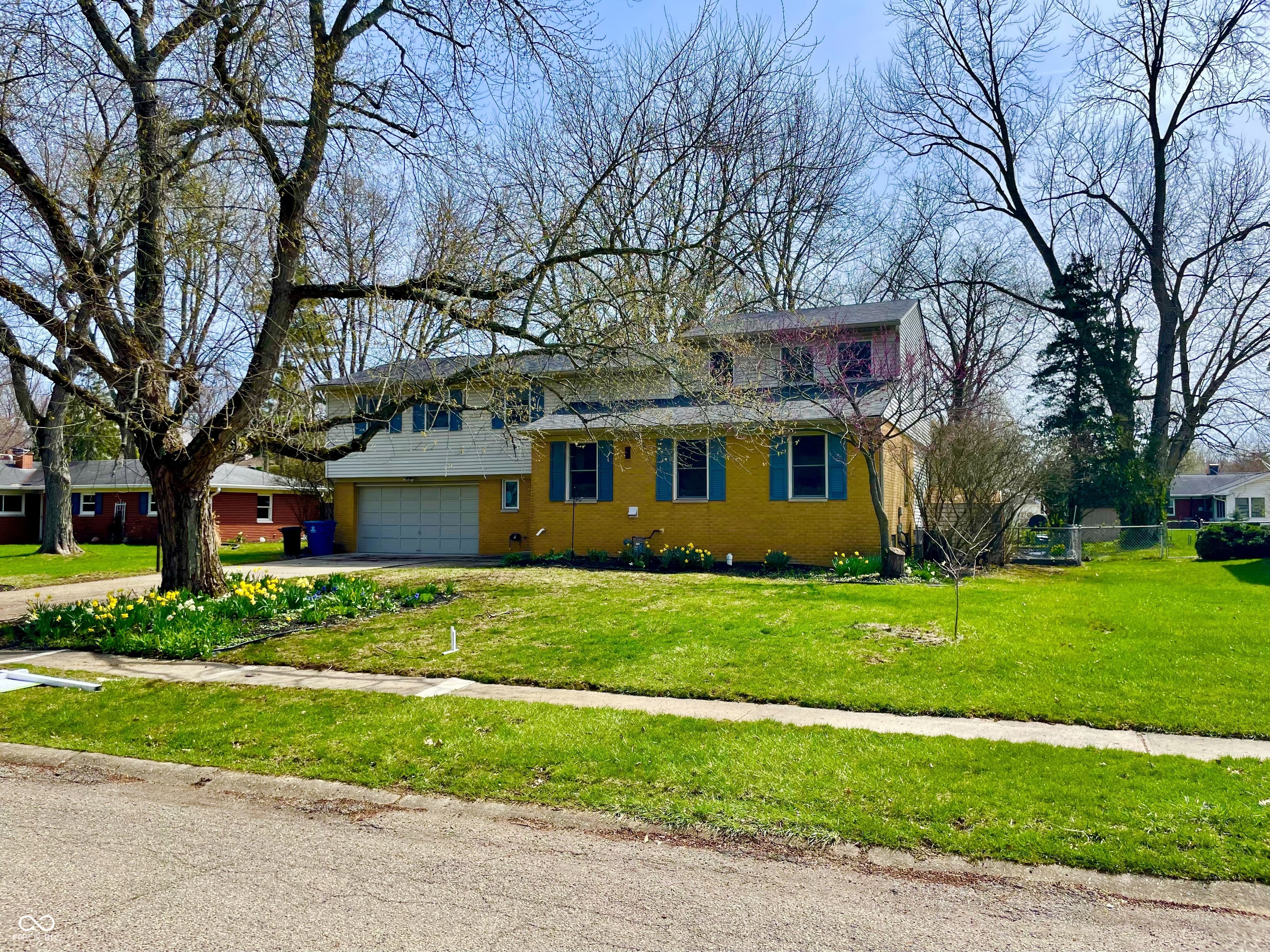 927 Stockton Street Indianapolis IN 46260