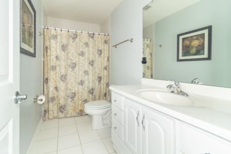822 Planters Road Indianapolis IN 46239