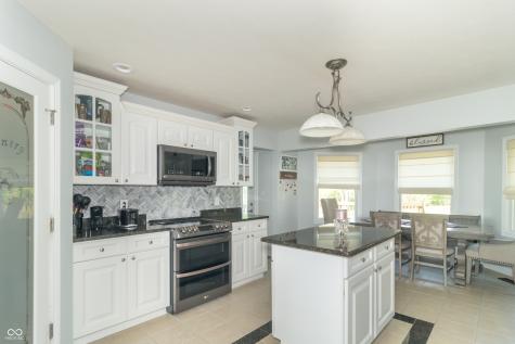 822 Planters Road Indianapolis IN 46239