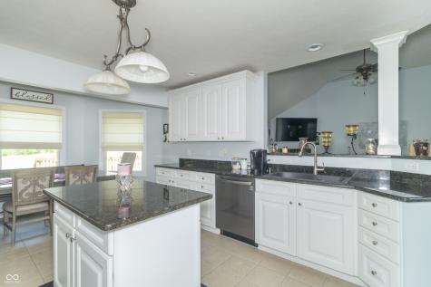 822 Planters Road Indianapolis IN 46239