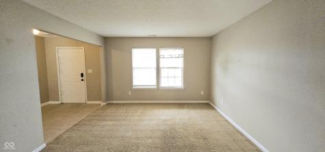 3044 Rolling Hill Drive Columbus IN 47201