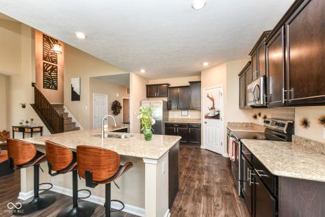 10917 Hunter Lake Lane Indianapolis IN 46239