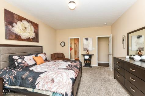 10917 Hunter Lake Lane Indianapolis IN 46239