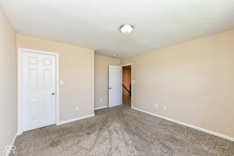 10917 Hunter Lake Lane Indianapolis IN 46239