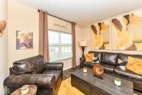 10917 Hunter Lake Lane Indianapolis IN 46239