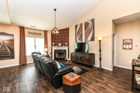 10917 Hunter Lake Lane Indianapolis IN 46239