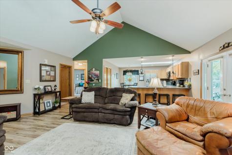 1260 Runningbrook Drive Avon IN 46123