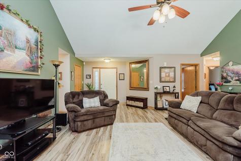 1260 Runningbrook Drive Avon IN 46123
