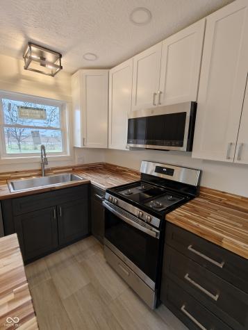 2183 S Fairview Drive Shelbyville IN 46176