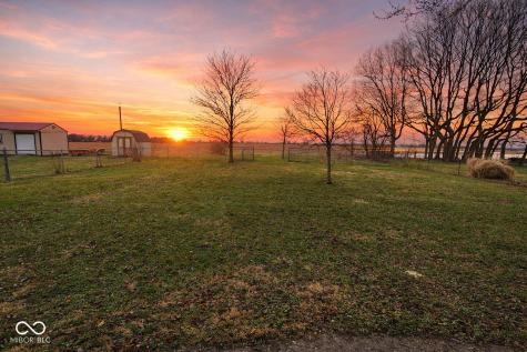 2183 S Fairview Drive Shelbyville IN 46176