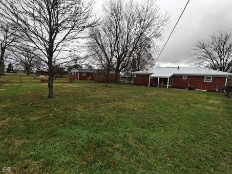2183 S Fairview Drive Shelbyville IN 46176