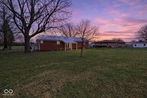 2183 S Fairview Drive Shelbyville IN 46176