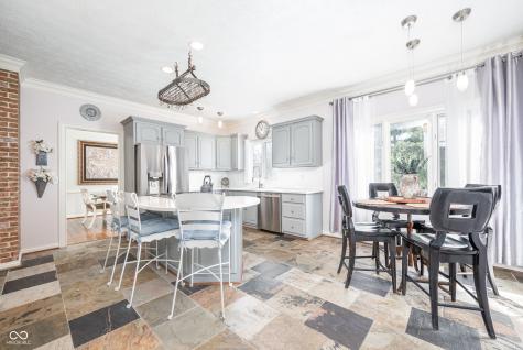 1535 Cricklewood Way Zionsville IN 46077