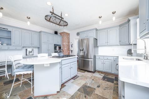 1535 Cricklewood Way Zionsville IN 46077