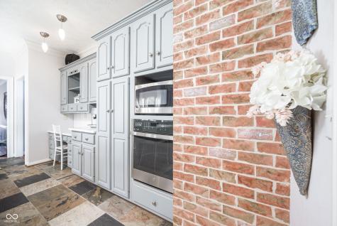 1535 Cricklewood Way Zionsville IN 46077