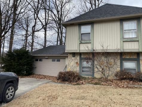 10676 Oakwood Court Carmel IN 46033