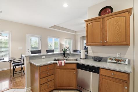921 Hildebrand Drive Indianapolis IN 46217