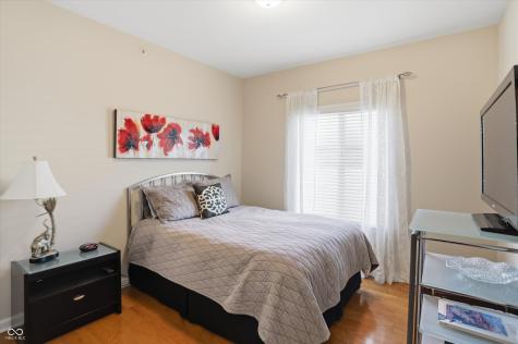 921 Hildebrand Drive Indianapolis IN 46217