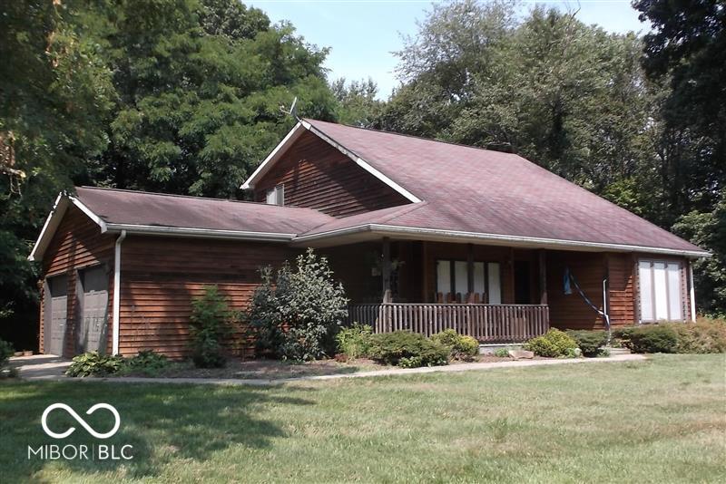 10840 E Heywood Drive Seymour IN 47274